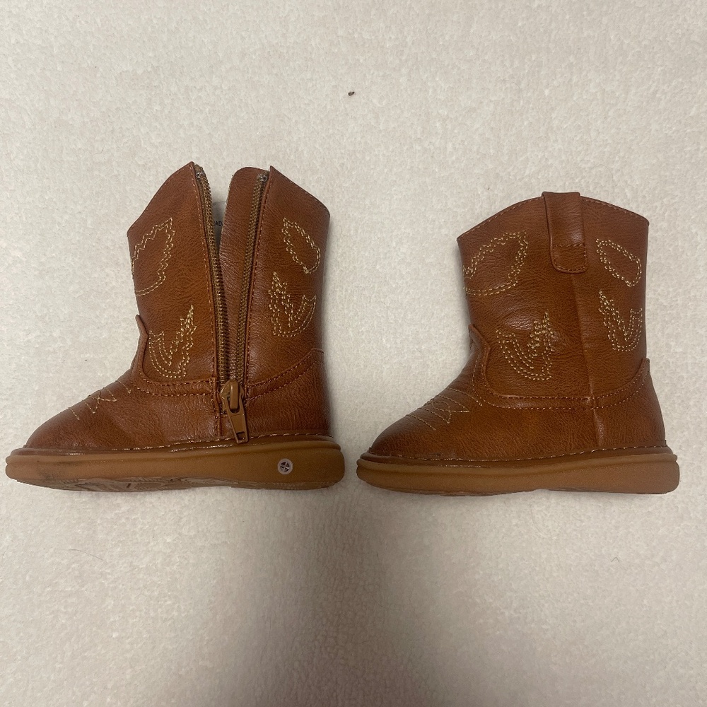 Wee Squeak toddler cowboy boots size 5